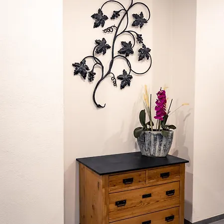 Апартаменты Neue Mit Weinbergsblick - Urlaub Im Wein- Und Ferienort *