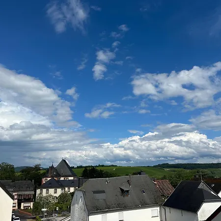 Neue Mit Weinbergsblick - Urlaub Im Wein- Und Ferienort