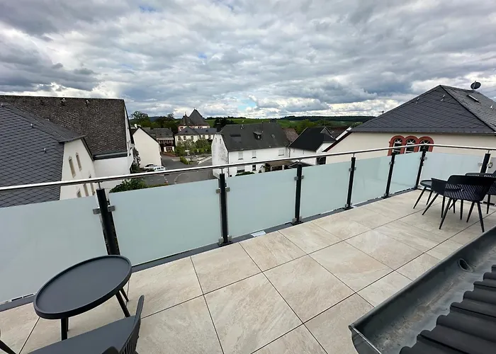 Neue Mit Weinbergsblick - Urlaub Im Wein- Und Ferienort Apartment Bekond